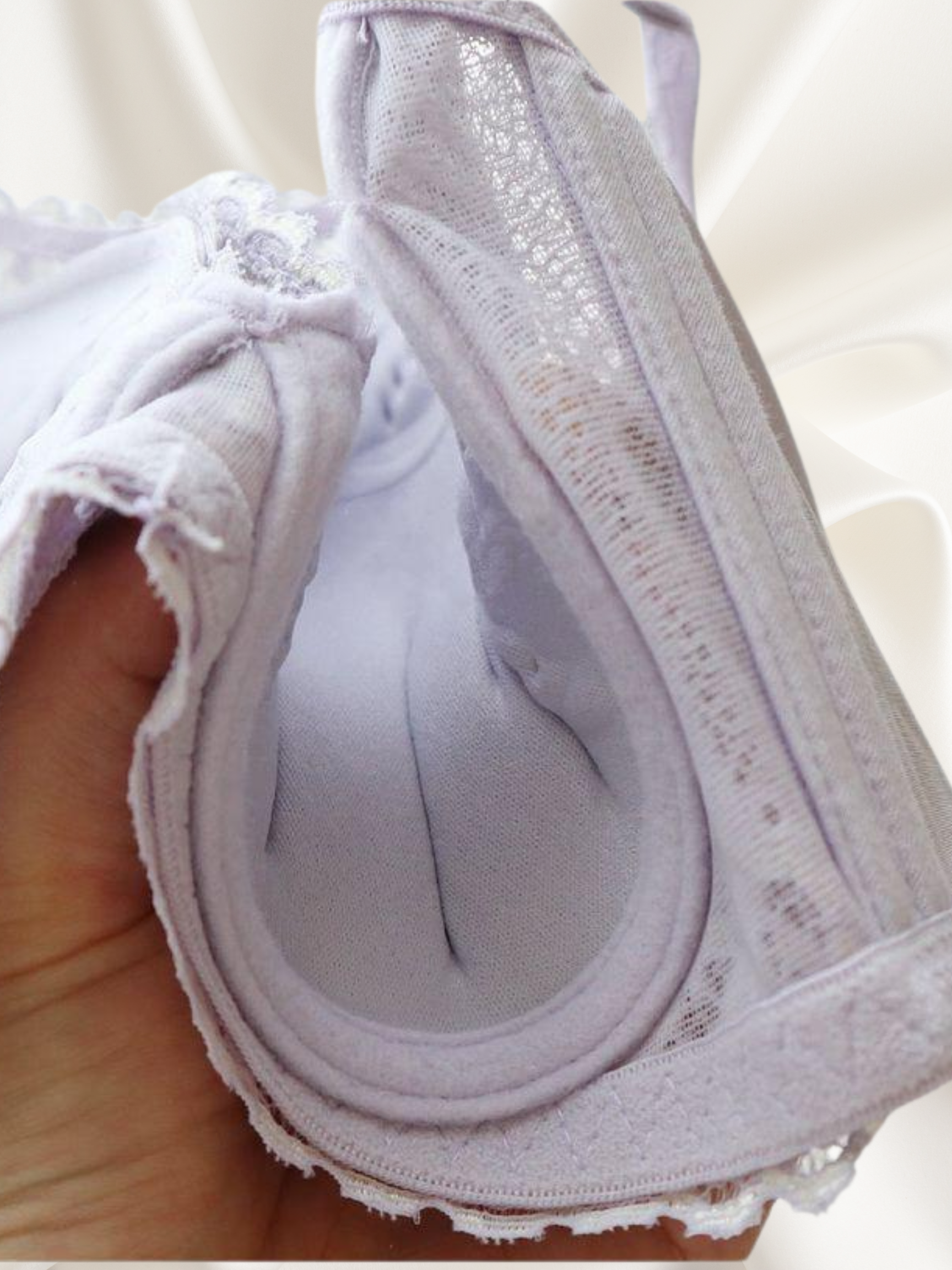 8985  Soft and Skin-Friendly Flexwire Bra