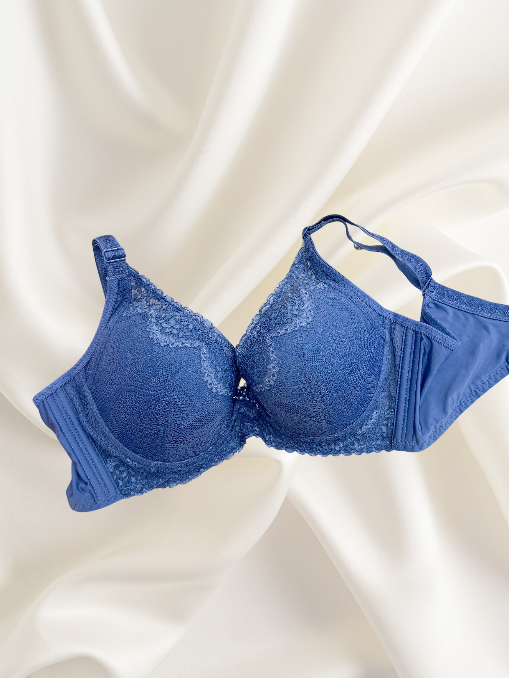 8985  Soft and Skin-Friendly Flexwire Bra