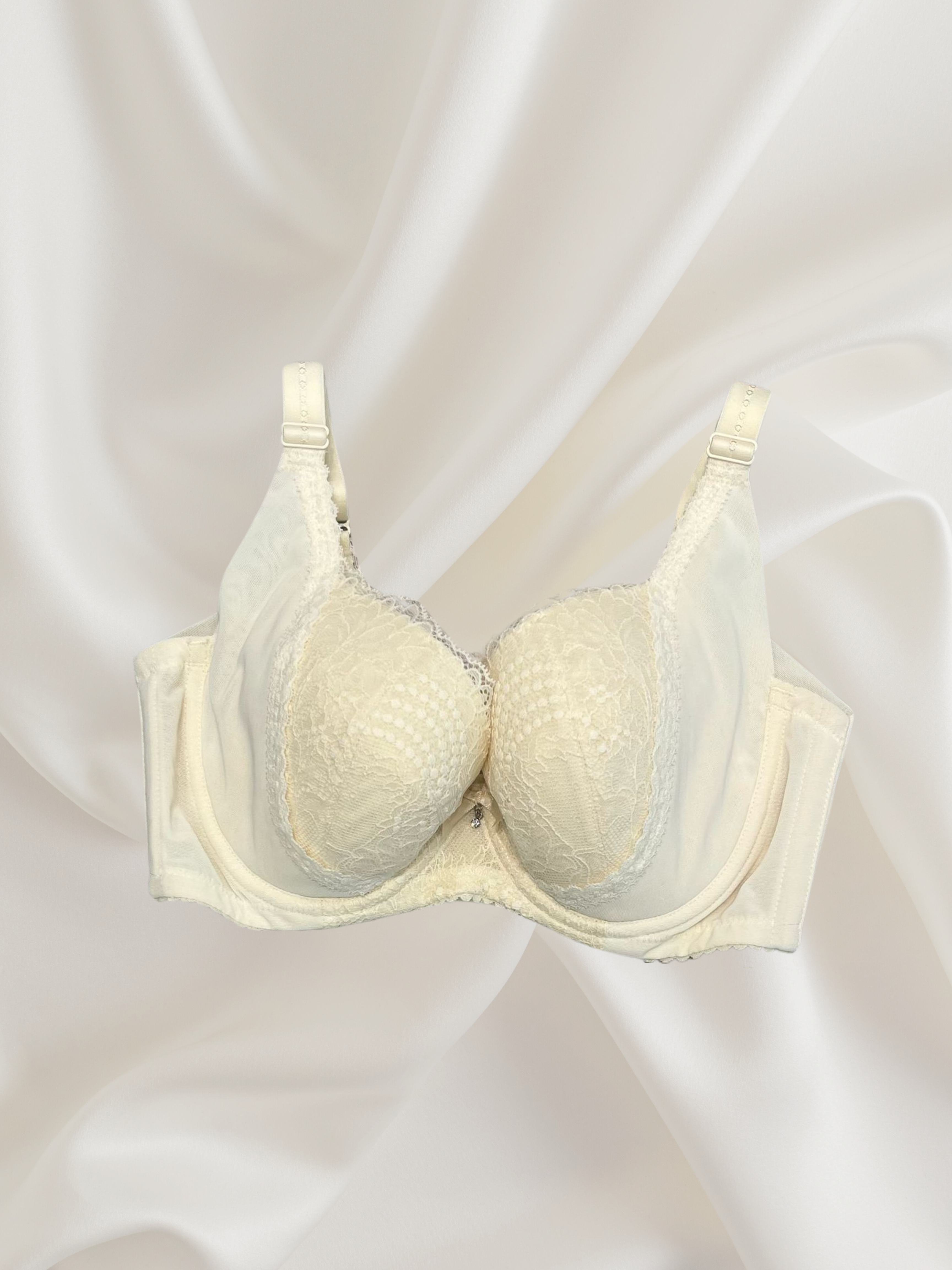 DB6388 Exquisitely Enveloping Comfort Bra